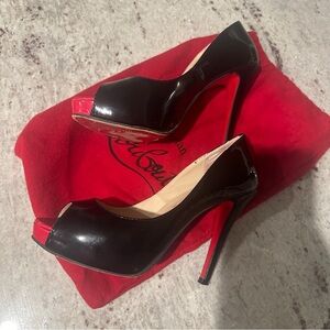 🆕 Christian Louboutin Peep Toe Heels